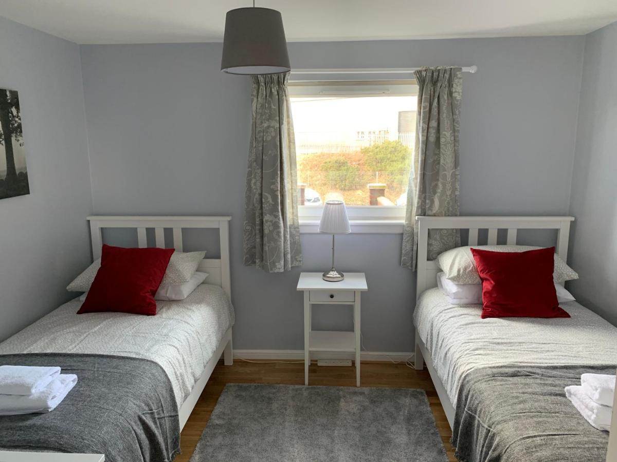 Flat One, 212 Eaglesham Road, East Kilbride, Glasgow Esterno foto
